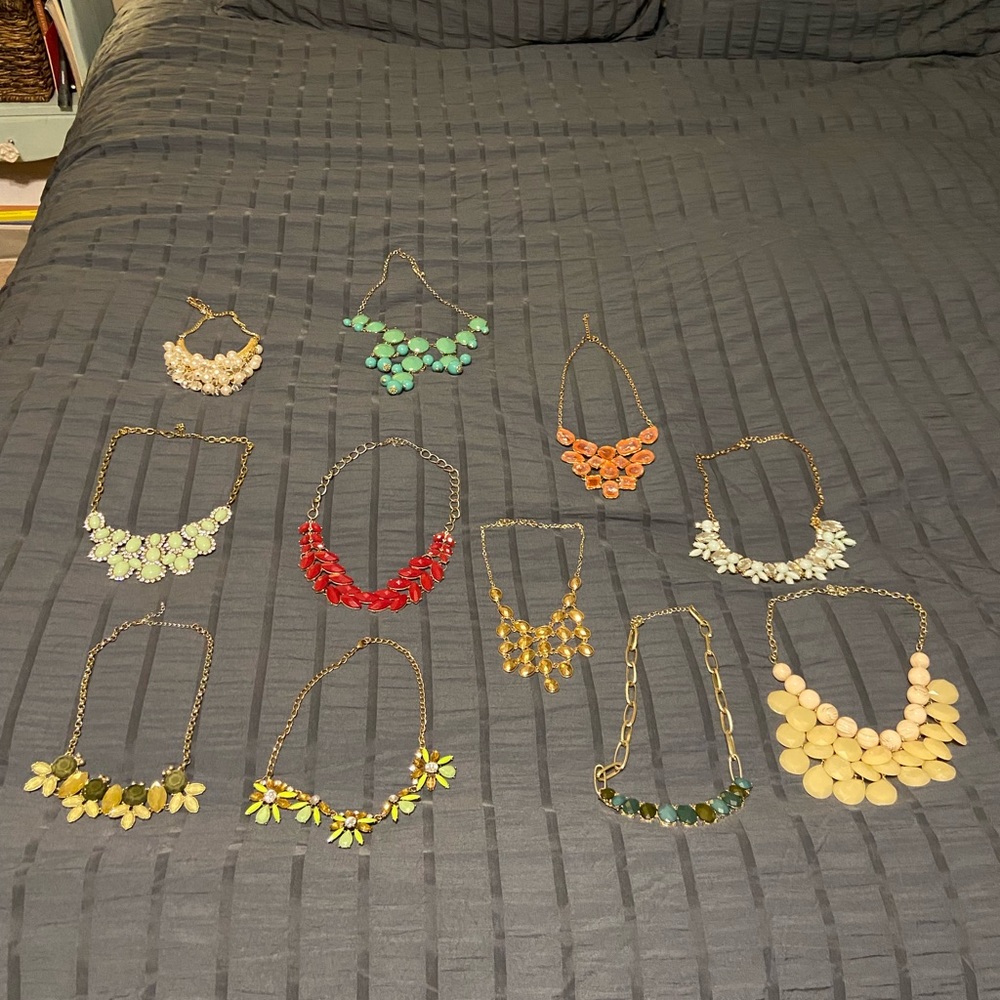 Lot of 11 statement necklaces
